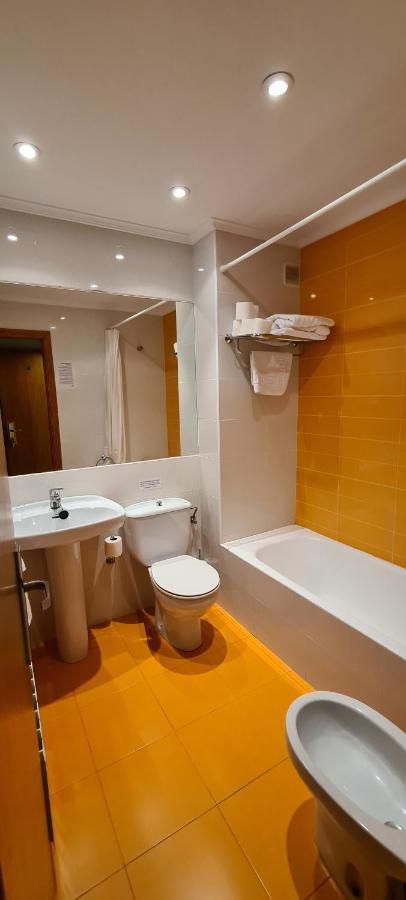 Apartamentos Laredo-Playa エクステリア 写真
