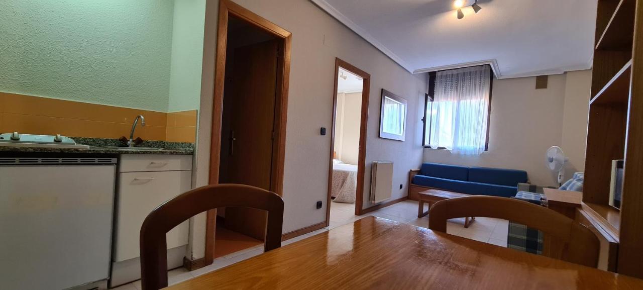 Apartamentos Laredo-Playa エクステリア 写真