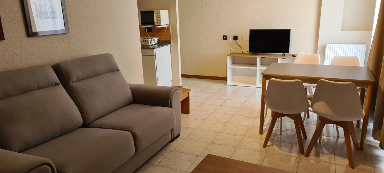 Apartamentos Laredo-Playa エクステリア 写真